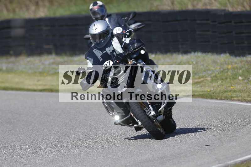 /01 02.04.2026 MAZ ADR/Gruppe rot/27